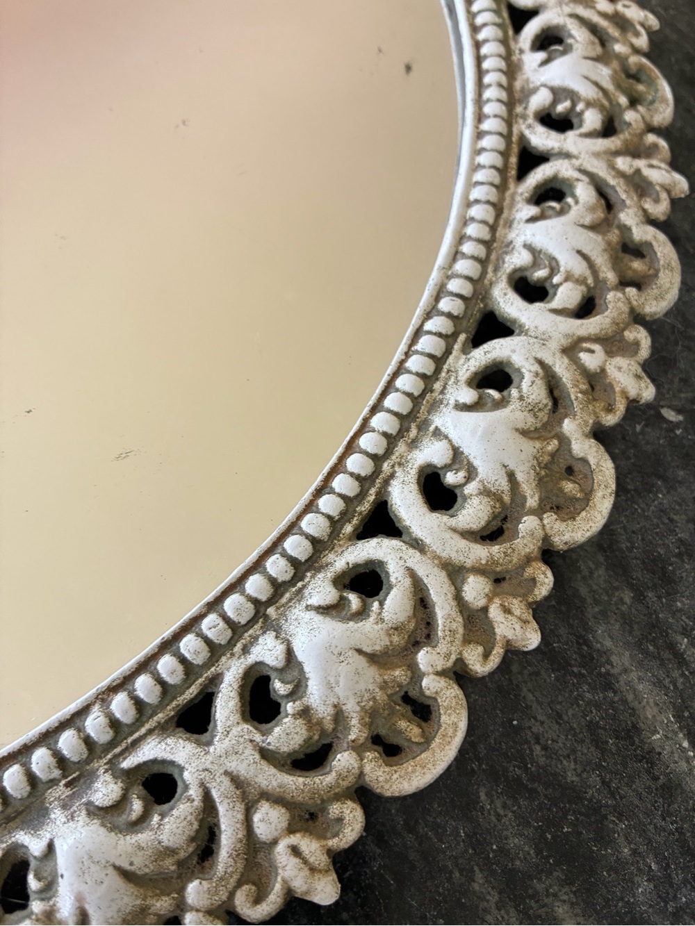 Vintage Emig Cast Metal Oval Wall Mirror #1264 Ornate Rococo Scrollwork - Picture 4 of 9